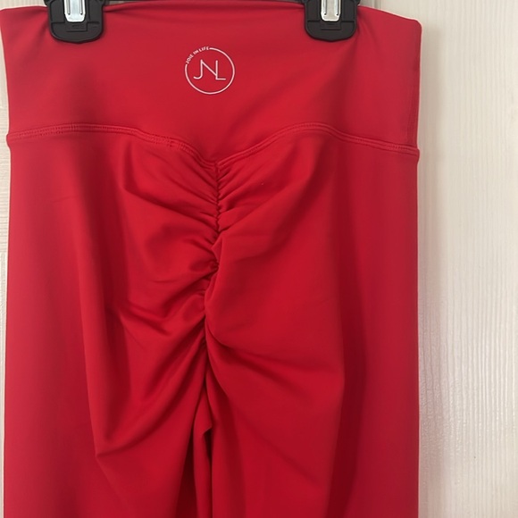 JOIE IN LIFE Ruched Set - Red - Picture 6 of 9